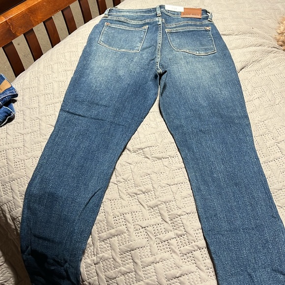 Judy blue brand new with tags relaxed jeans size 7/28 - Picture 6 of 6